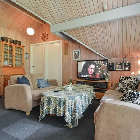 Сasa de vacaciones Two-bedroom In
